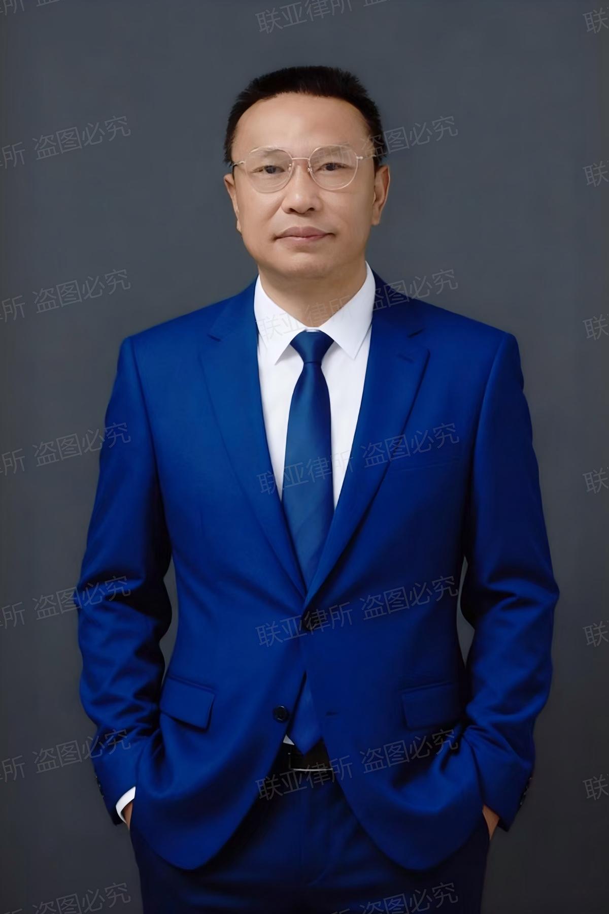 何萧律师